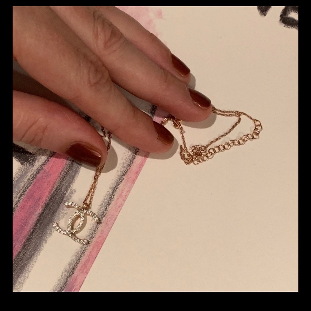 Brand new , rare  Rose Gold plated with crystals  Necklace,great for collectors - Picture 11 of 14
